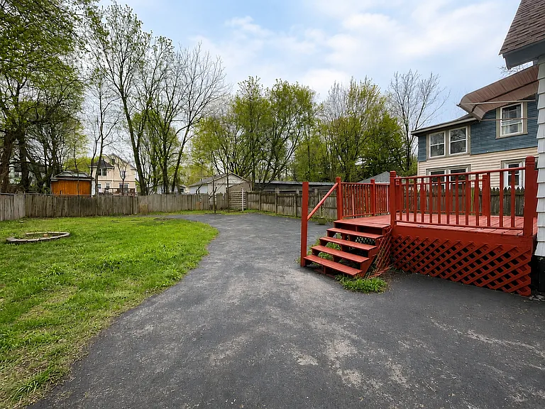 205 Cayuga St — Photo 27