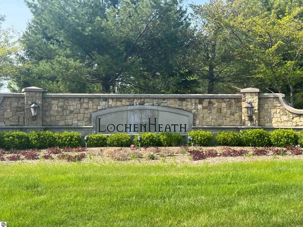 4162 Dornoch Ct #45, Williamsburg, MI 49690