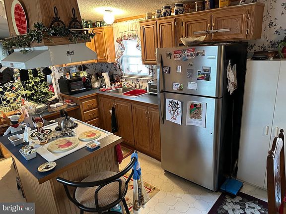 4th image of 24 Northcrest Acres