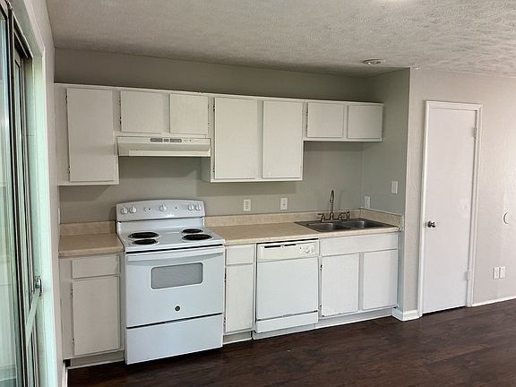 2nd image of 251 Tinker Hill Cv APT A