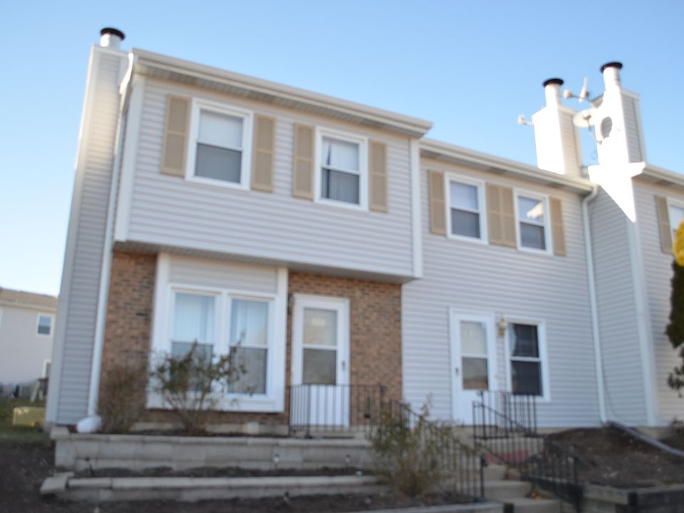 1724 N Marywood Ave, Aurora, IL 60505 Zillow