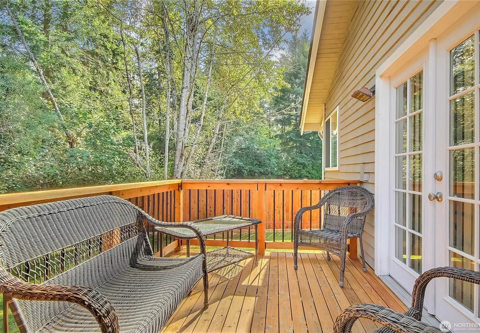3 bed, 2.5 bath, 1640 sqft, $3,150 — Photo 4