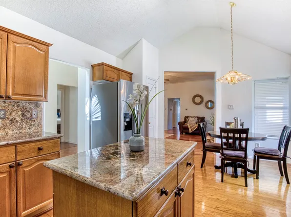 3104 Park Garden Pl, Richardson, TX 75082