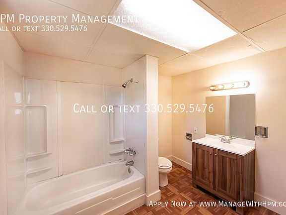 3rd image of 1074 Wyley Ave