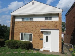 1725 Leolyn St, Pittsburgh, PA 15210