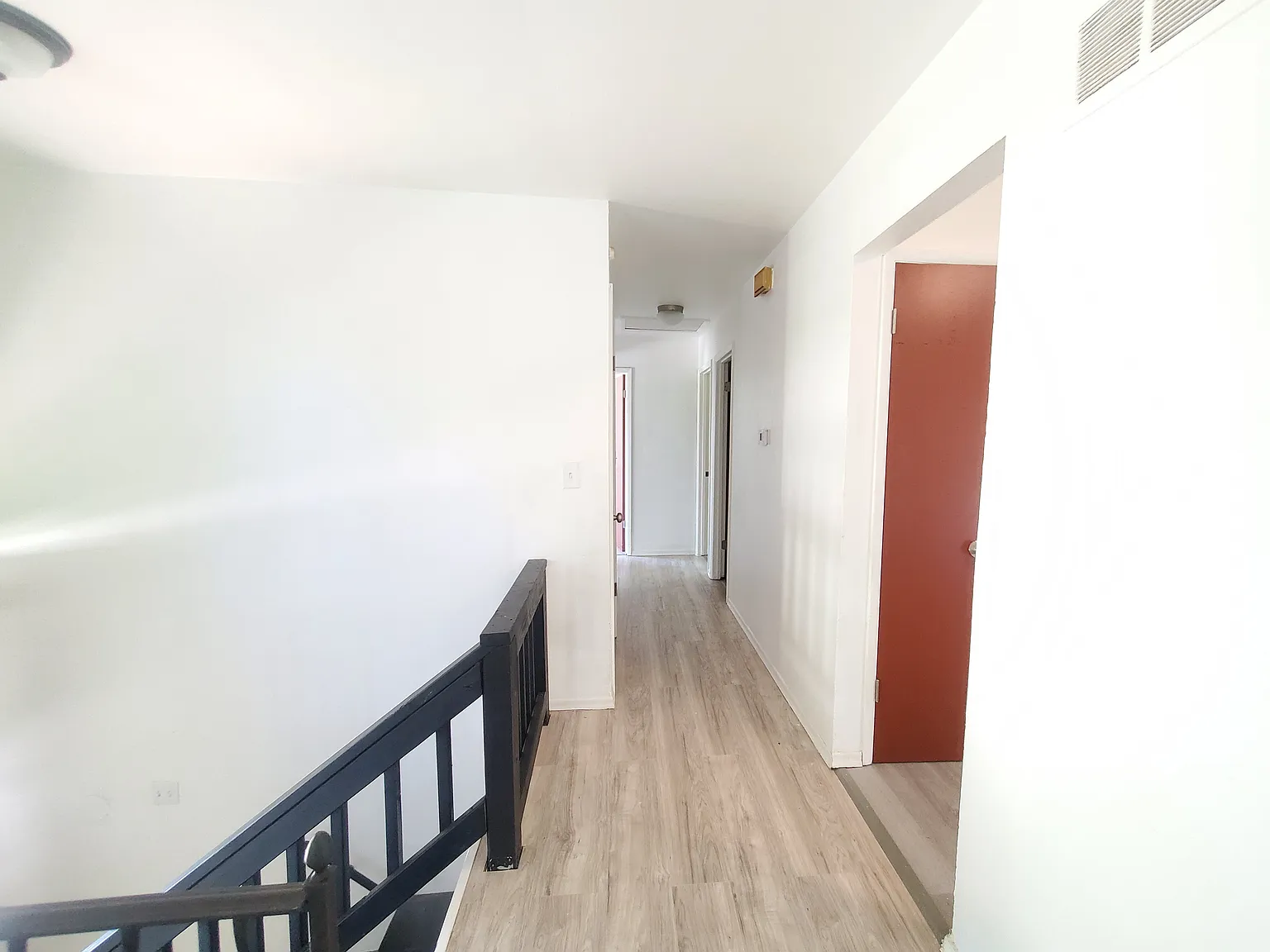 3 bed, 1061 sqft, $1,786 — Photo 3