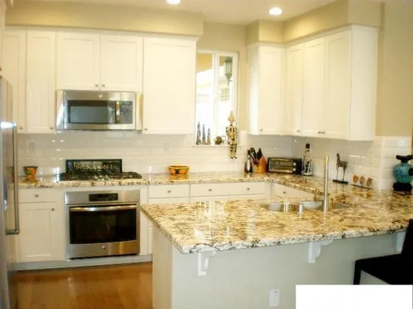 91 Hall Ln, Walnut Creek, CA 94597