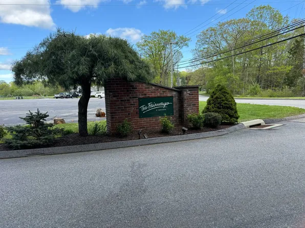 23 Saint Andrews Close #23, Torrington, CT 06790