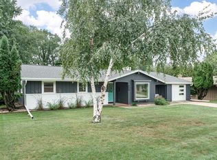 225 Crestwood Dr, Sheboygan Falls, WI 53085