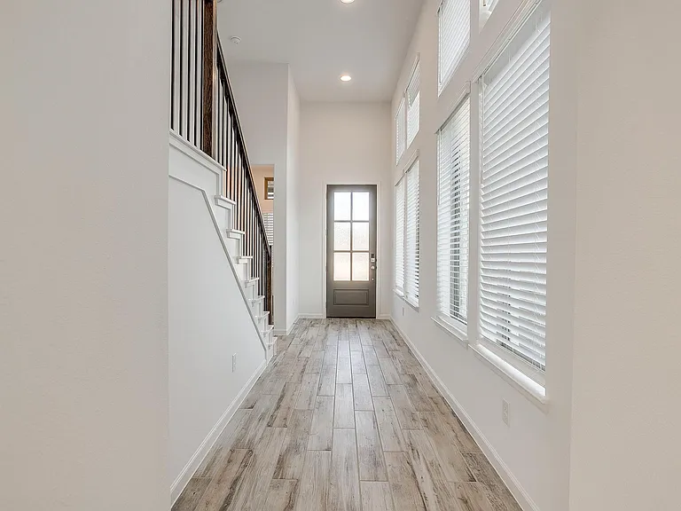 9344 Buckeye Bnd — Photo 5