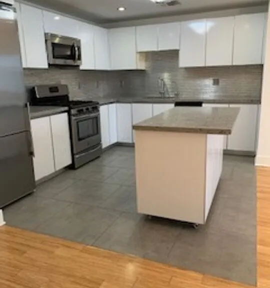 1730 Sawtelle Blvd #305 — Photo 3