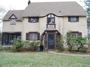 671 Haxtun Ave, Orange, NJ 07050