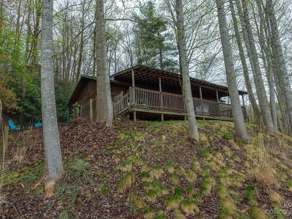 198 Yates Ave, Black Mountain, NC 28711
