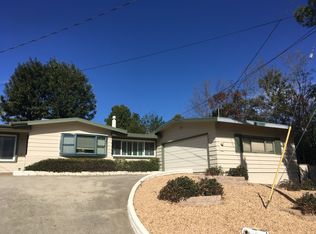 1818 Country Ln, Escondido, CA 92025