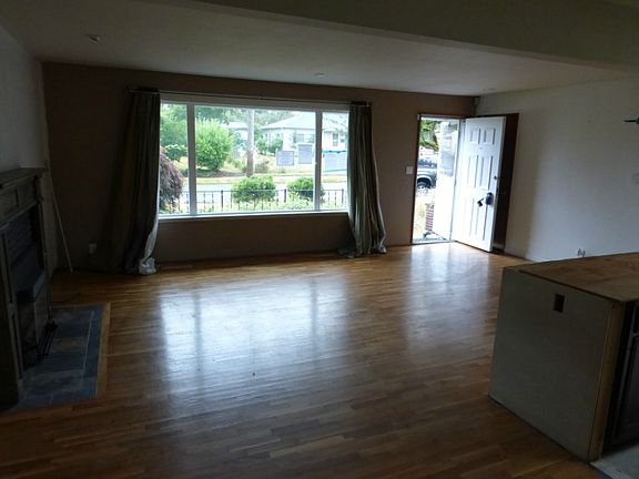 2nd image of 7025 S Thompson Ave