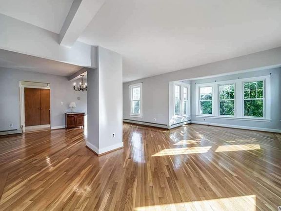 4th image of 119 Susquehanna Ave
