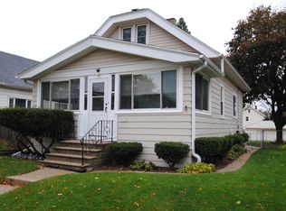 2126 S 62nd St, West Allis, WI 53219