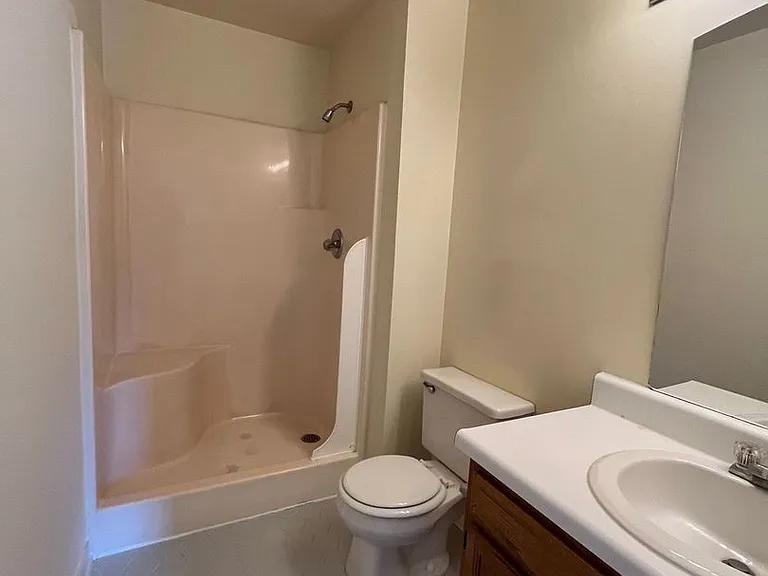 8704 Hermitage Trace Cir — Photo 14