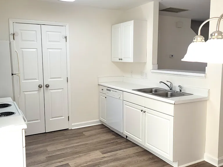 5122 Mass Rock Dr — Photo 6