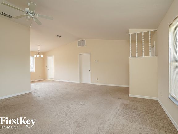 2nd image of 4611 SW 6th Ave