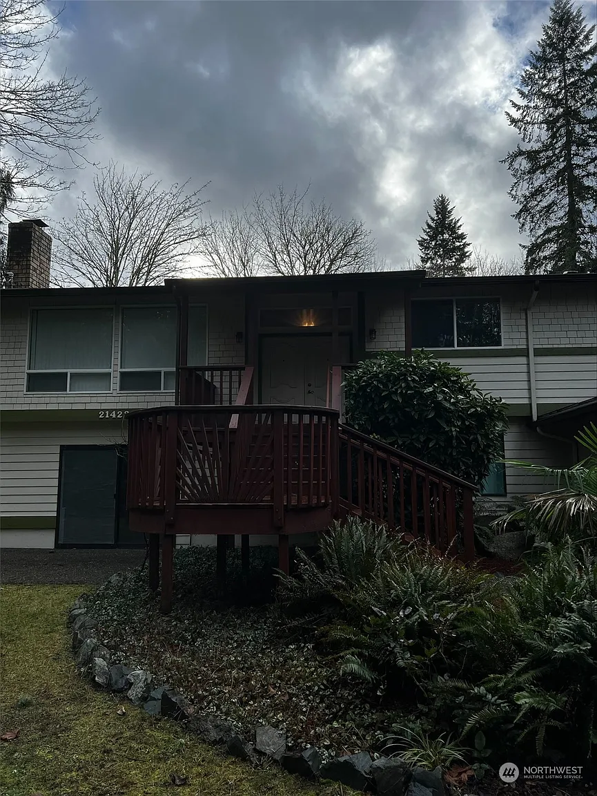 21423 NE 165th Street photo 1