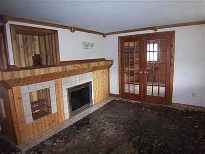 5th image of 170 Green Valley Dr