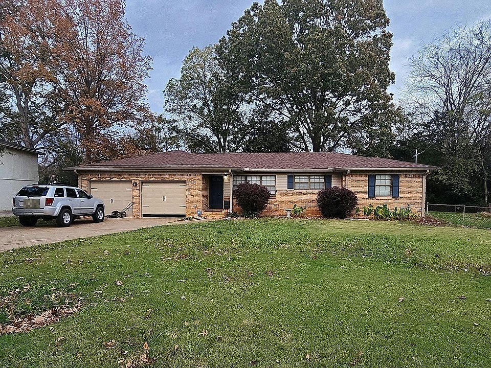 1st image of 9909 Willow Cove Rd SE