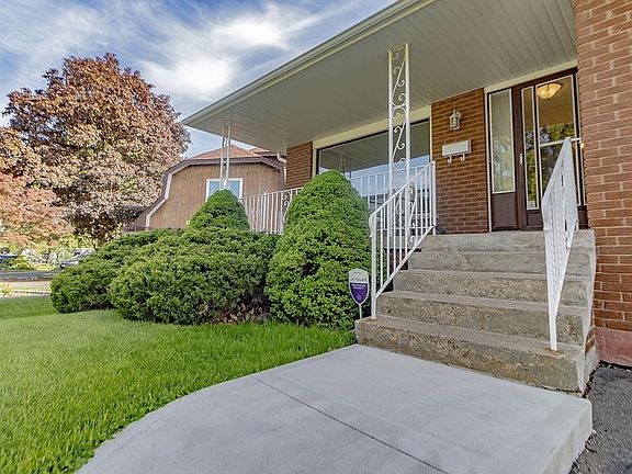 3rd image of 20 Manorcrest St