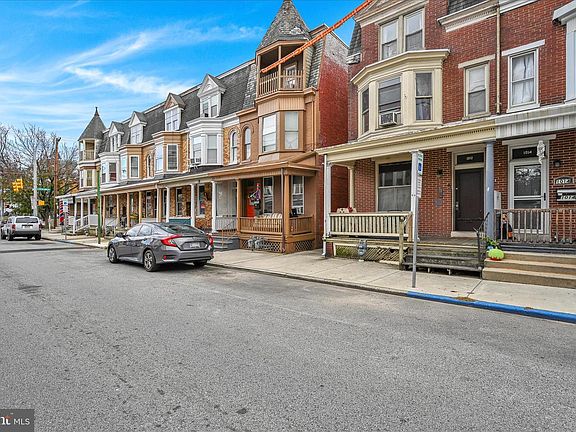 5th image of 1010 W Princess St