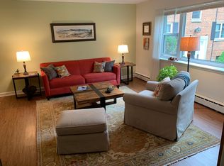 2311 Central St, Evanston, IL 60201