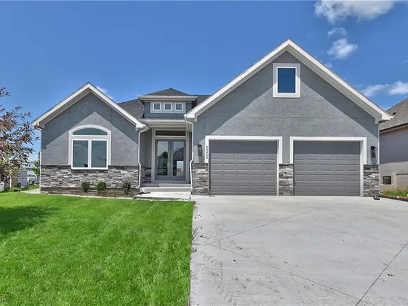 23840 W 58th Pl, Shawnee, KS 66226