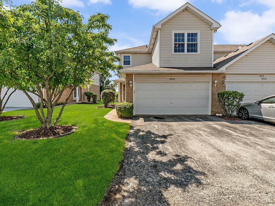 1st image of 8423 Stratford Dr