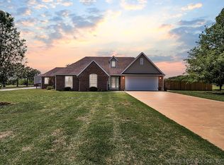 28480 S Kaela Dr, Inola, OK 74036