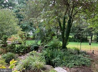 9 Pommel Ln, Blue Bell, PA 19422