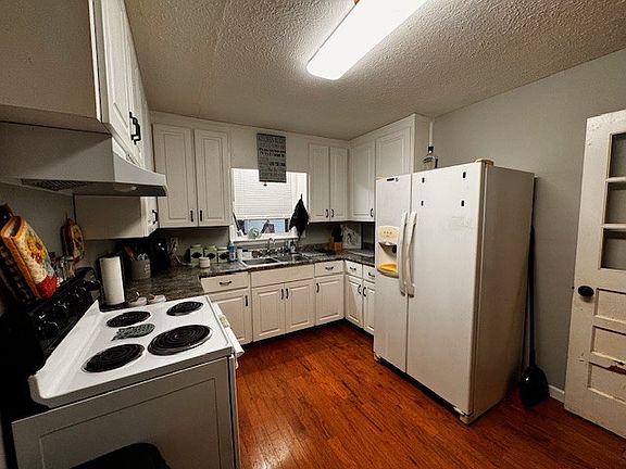 4th image of 518 N Vine St