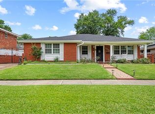 2377 Leon C Simon Dr, New Orleans, LA 70122