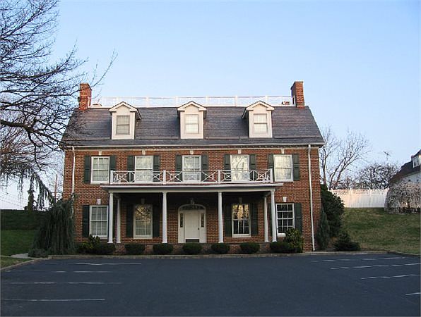 1st image of Winchester Ave