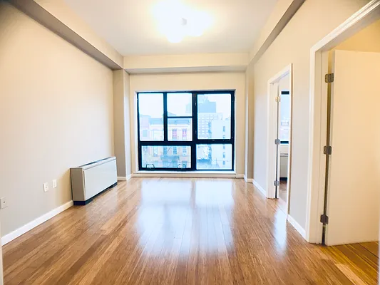 Rented by Bohemia Realty Group | media 18