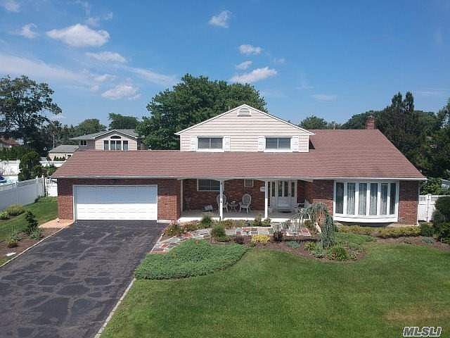 1st image of 3 Tanwood Dr