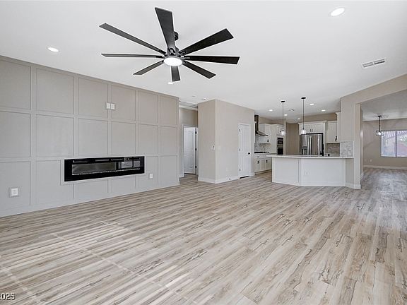 2nd image of 2116 Cumberland Hill Dr