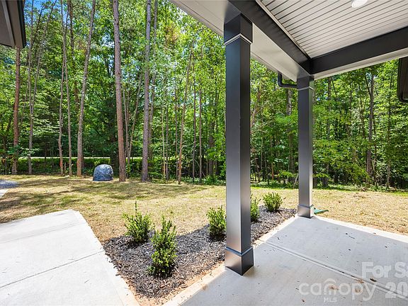 4th image of 136 Coolbrook Rd
