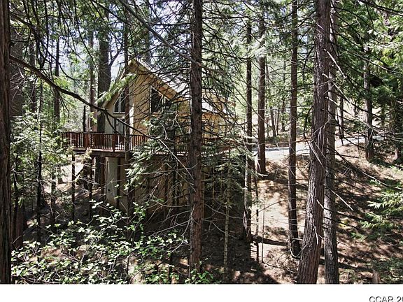2nd image of 1467 Patricia Ln
