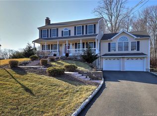 73 Vista Dr, Shelton, CT 06484