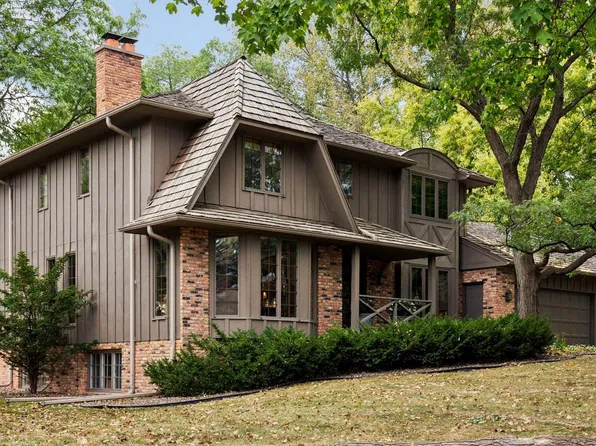 5716 Deville Dr, Edina, MN 55436