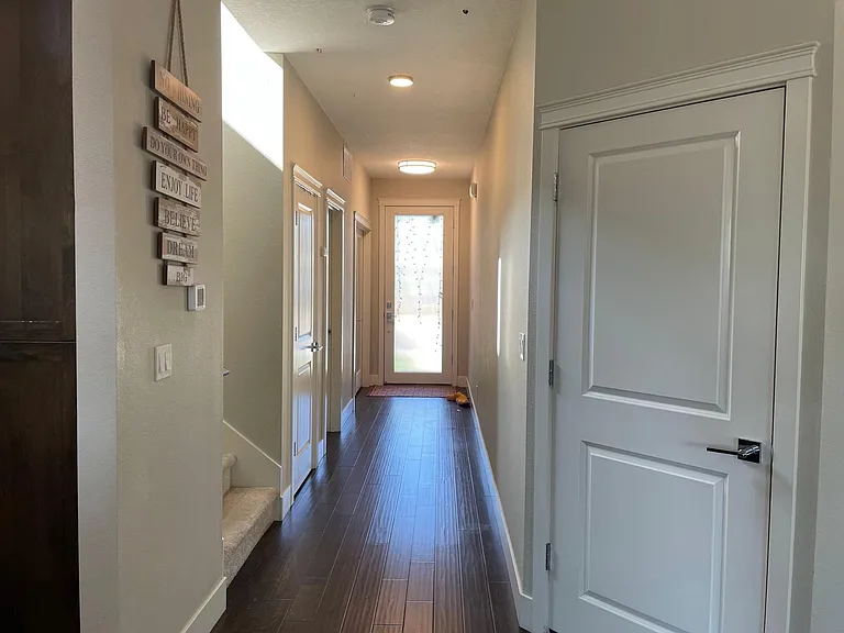 16082 NW Ashfield Dr — Photo 3