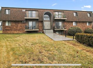 850 Gloucester Ct APT 1, Bourbonnais, IL 60914
