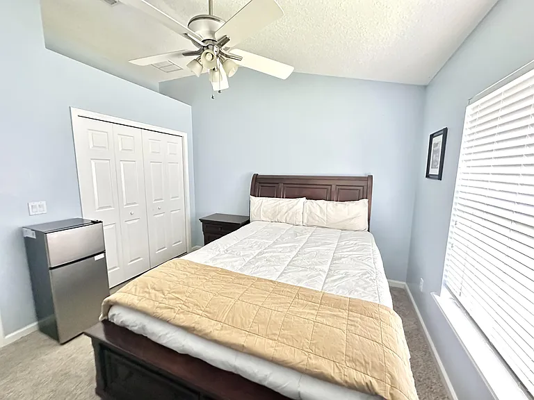 Devan Lee Dr W — Photo 2