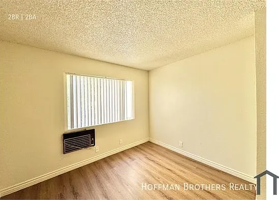 15556 Nordhoff St #201 — Photo 5