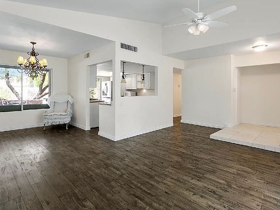 2nd image of 2730 E Aldine St