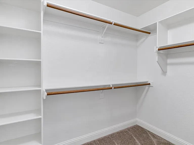 3300 Fountain Way — Photo 21